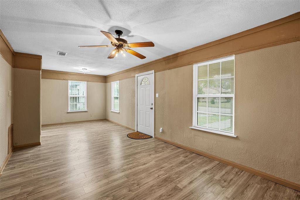 2012 N 39th Street, Waco, TX 76707