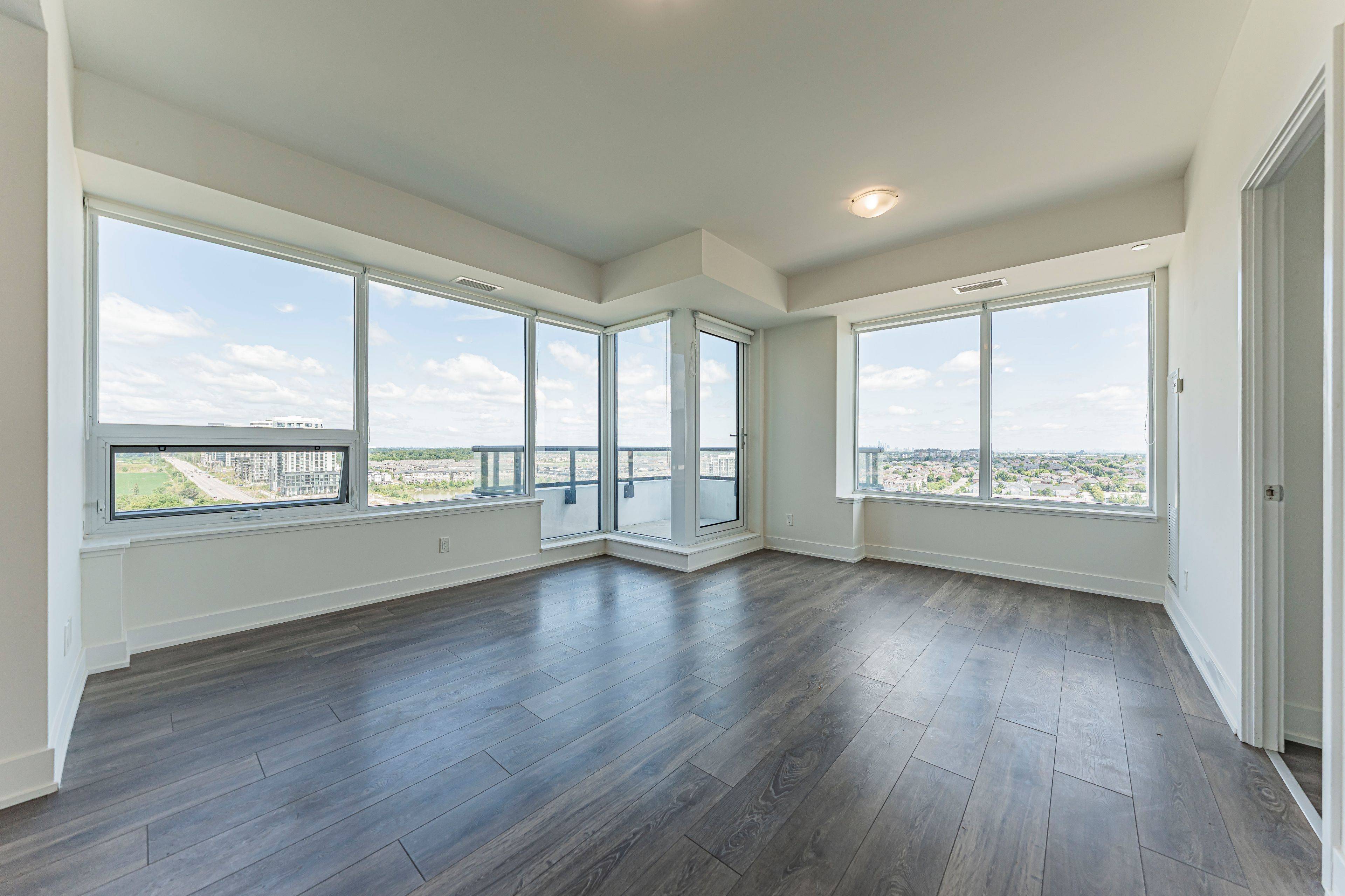 297 Oak Walk DR #1208, Oakville, ON L6H 3R6