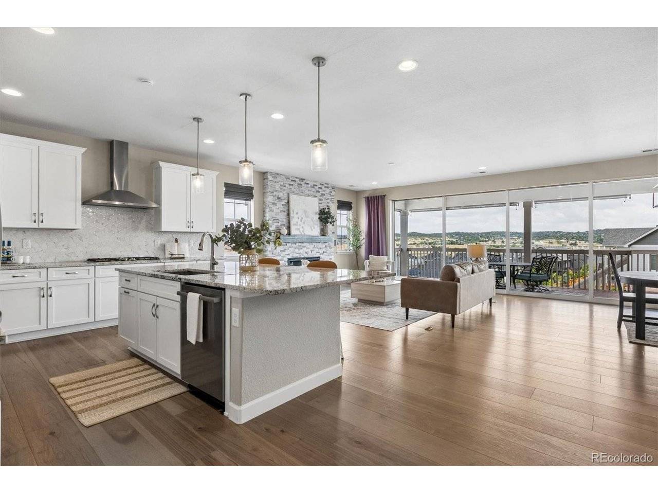 2852 Morningbird, Castle Rock, CO 80109
