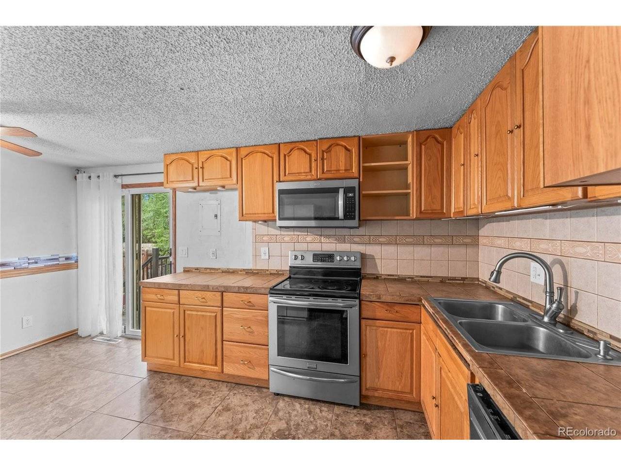 1435 Peterson, Colorado Springs, CO 80915