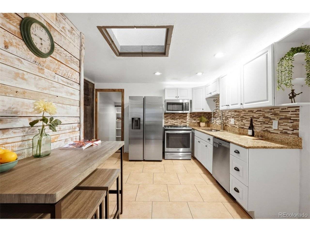 902 S Ironton, Aurora, CO 80012