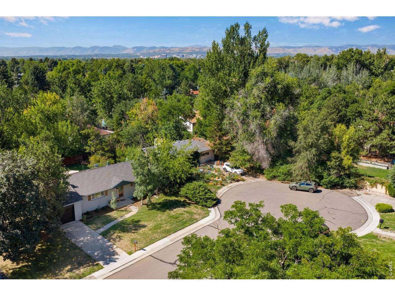 8070 W 25th, Lakewood, CO 80214