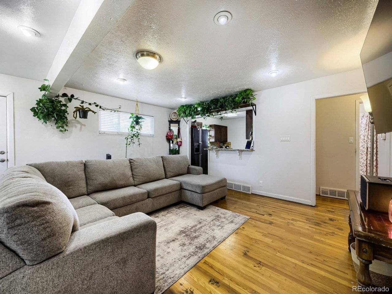 7161 Zuni, Denver, CO 80221