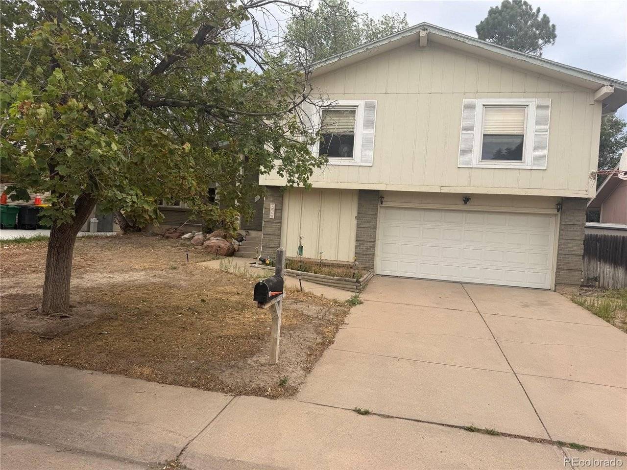 2069 S Macon, Aurora, CO 80014