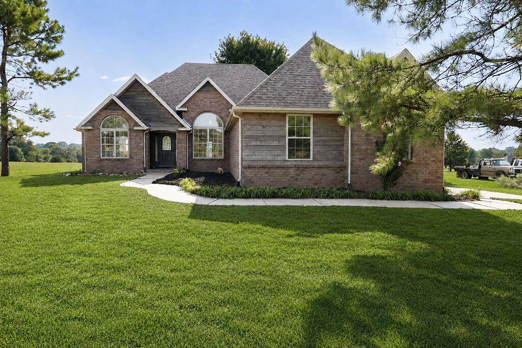 240 Cedar LN, Billings, MO 65610
