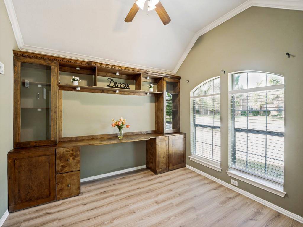5908 Southmoor Lane, The Colony, TX 75056