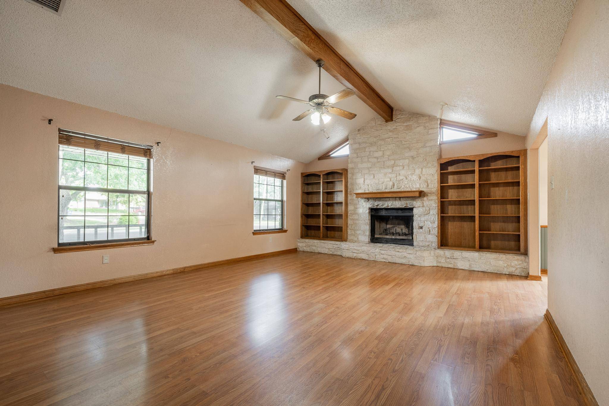 2103 Lancaster Gate CV, Round Rock, TX 78664