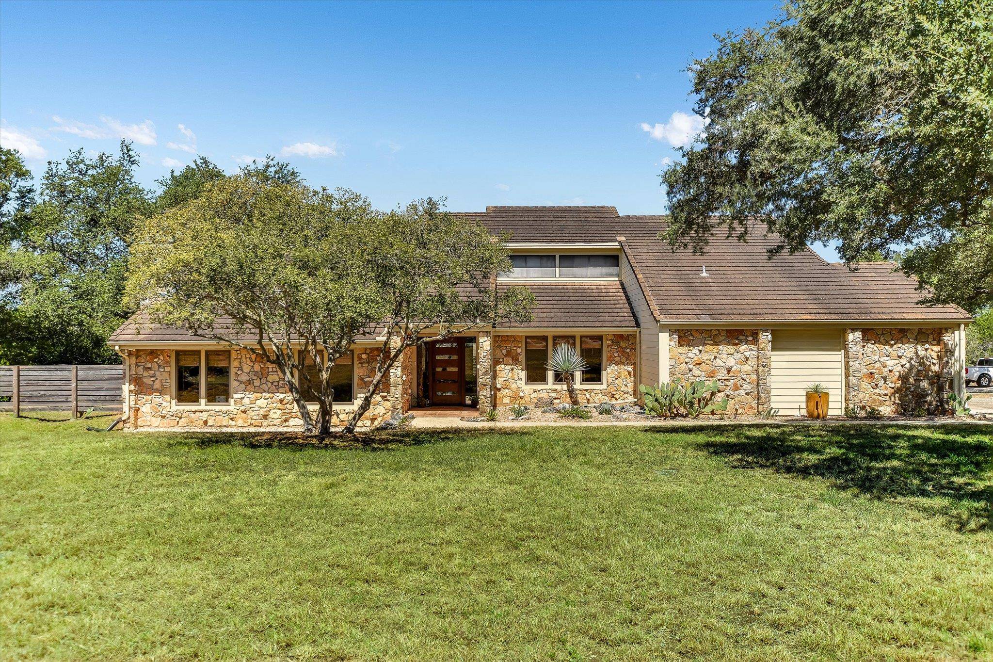 14900 Crosscreek DR, Austin, TX 78737