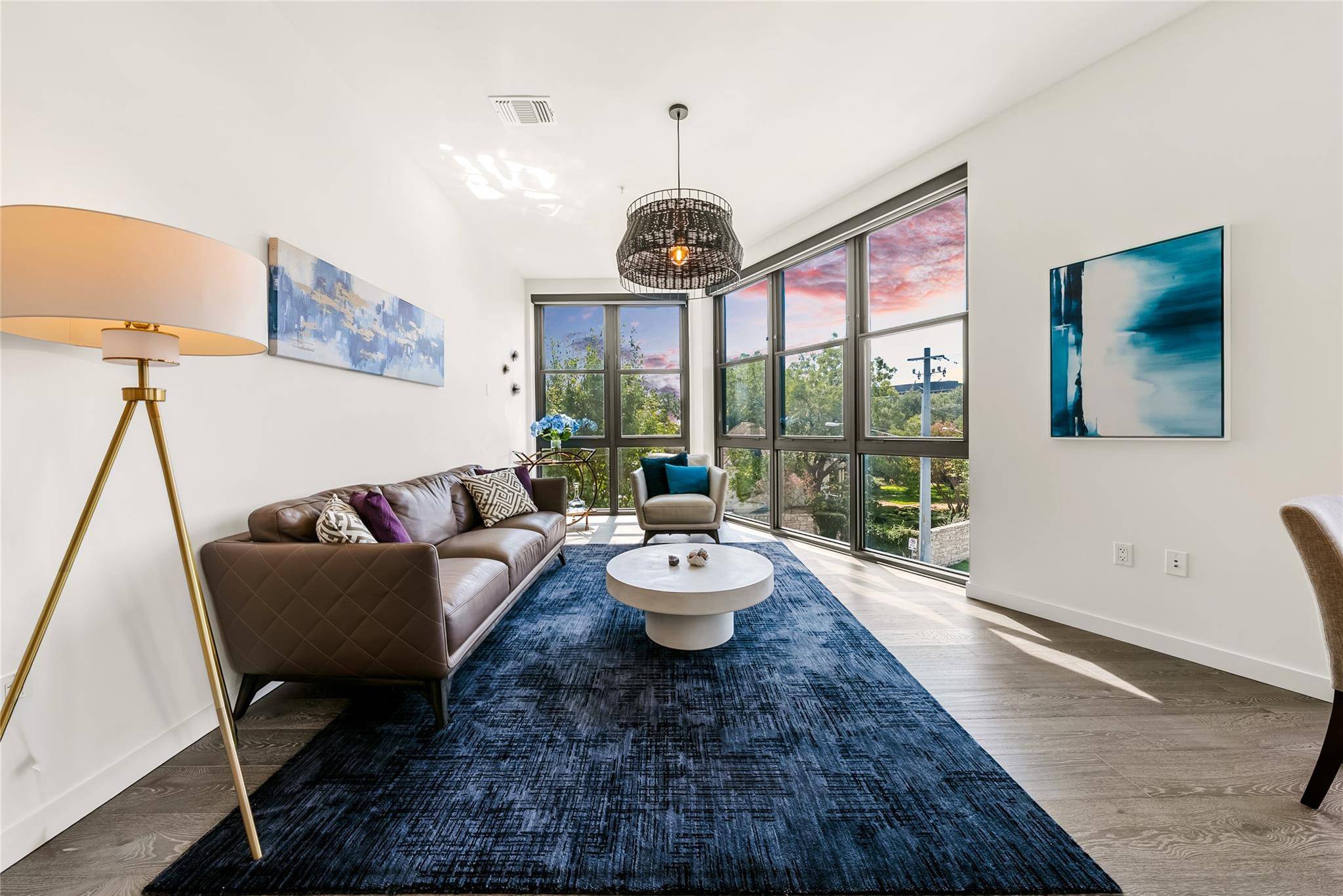 800 Embassy DR #337, Austin, TX 78702
