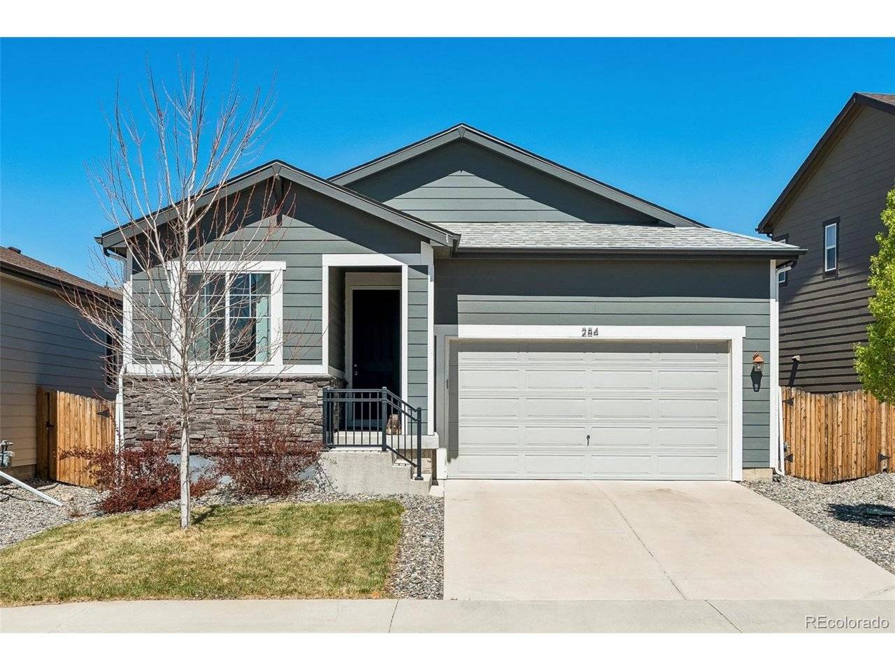 284 Vista Cliff, Castle Rock, CO 80104