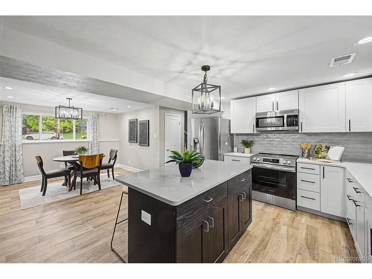 660 S Arbutus, Lakewood, CO 80228