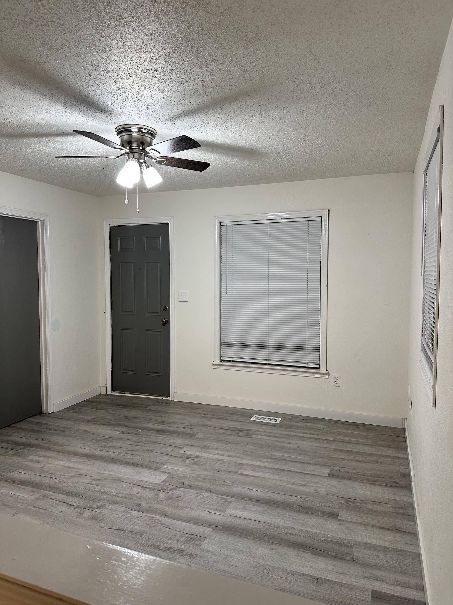 1621 S Waco, Wichita, KS 67213
