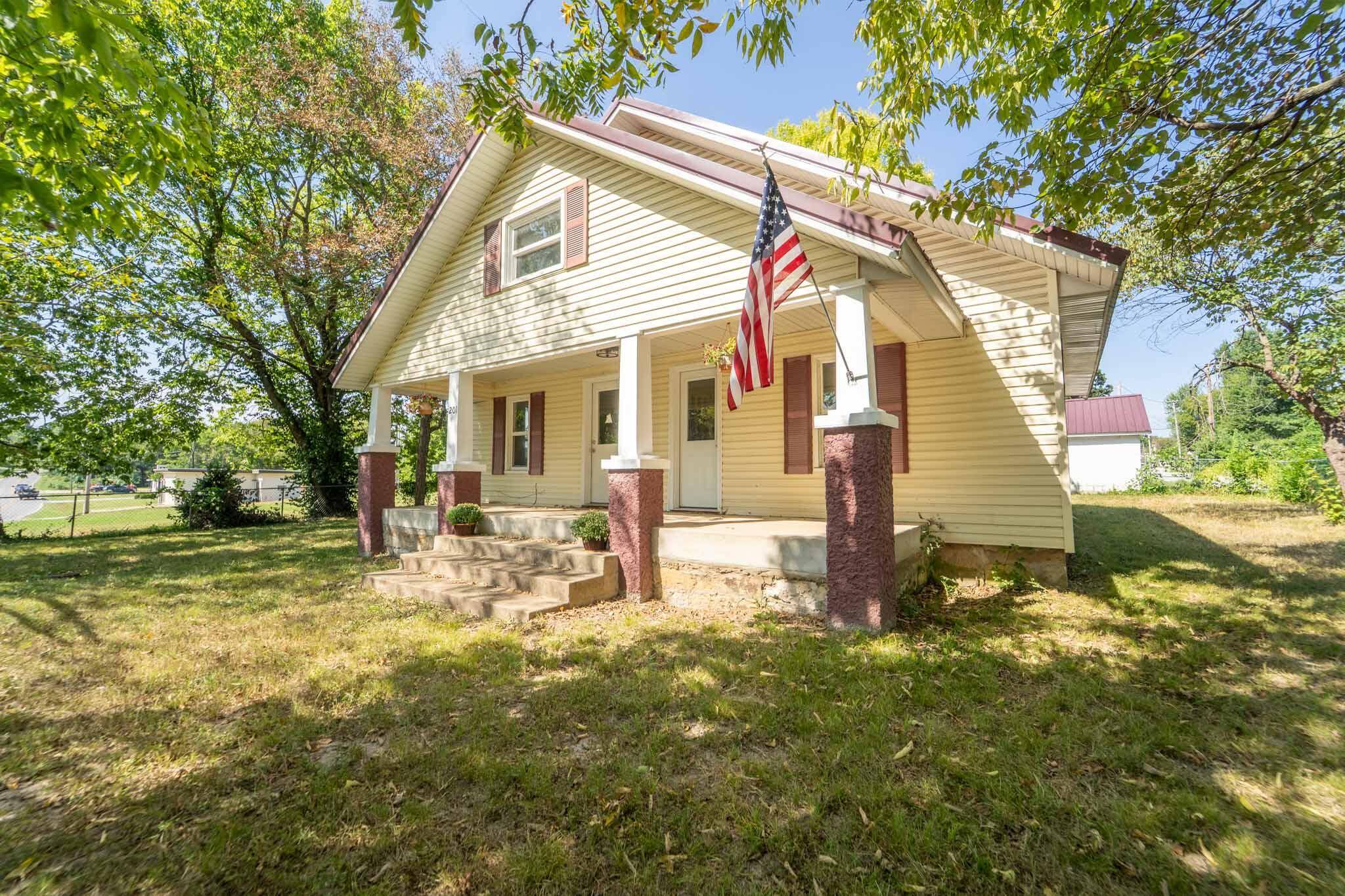 201 S Main ST, Pleasant Hope, MO 65725