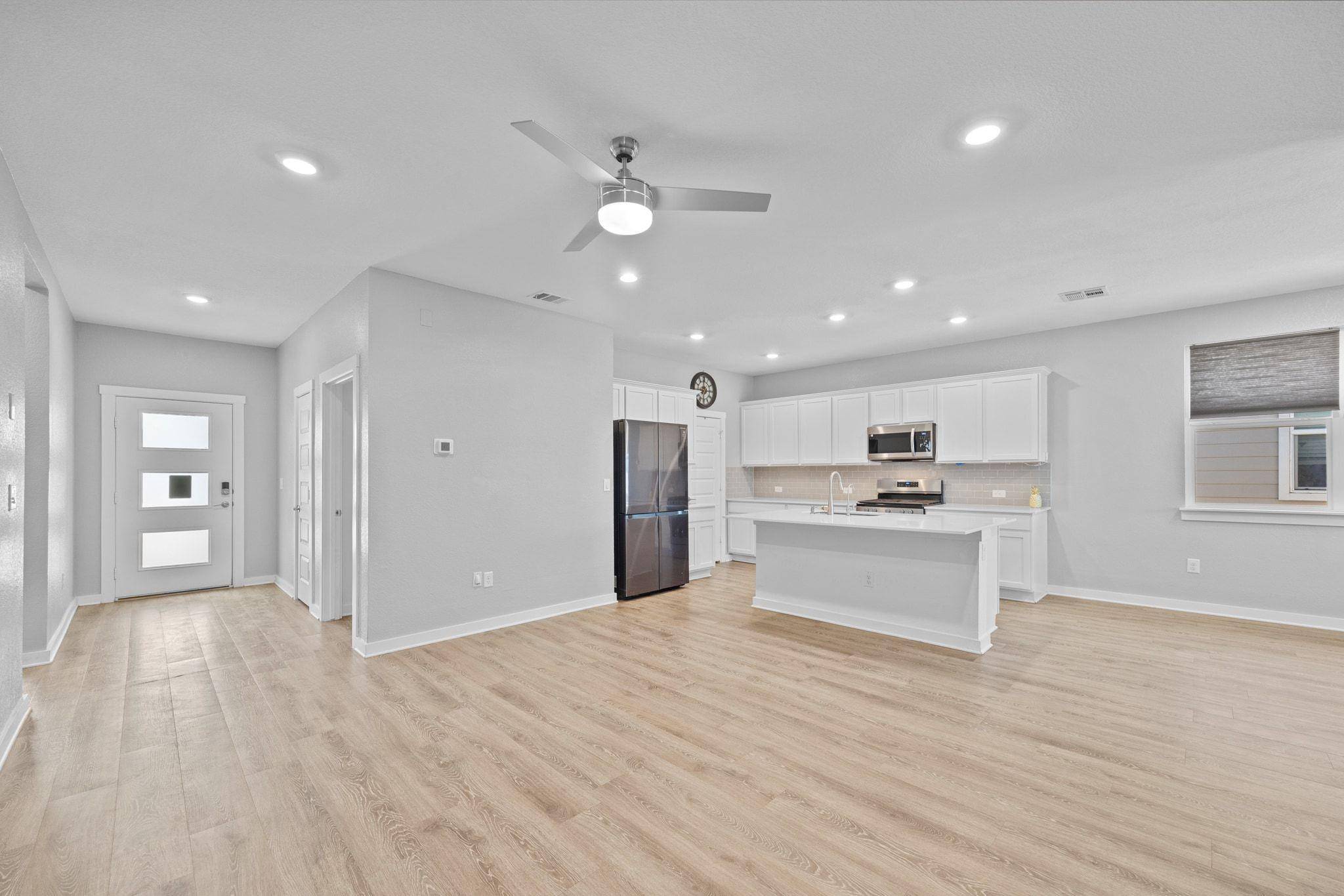 129 Cupreata LN, Leander, TX 78641