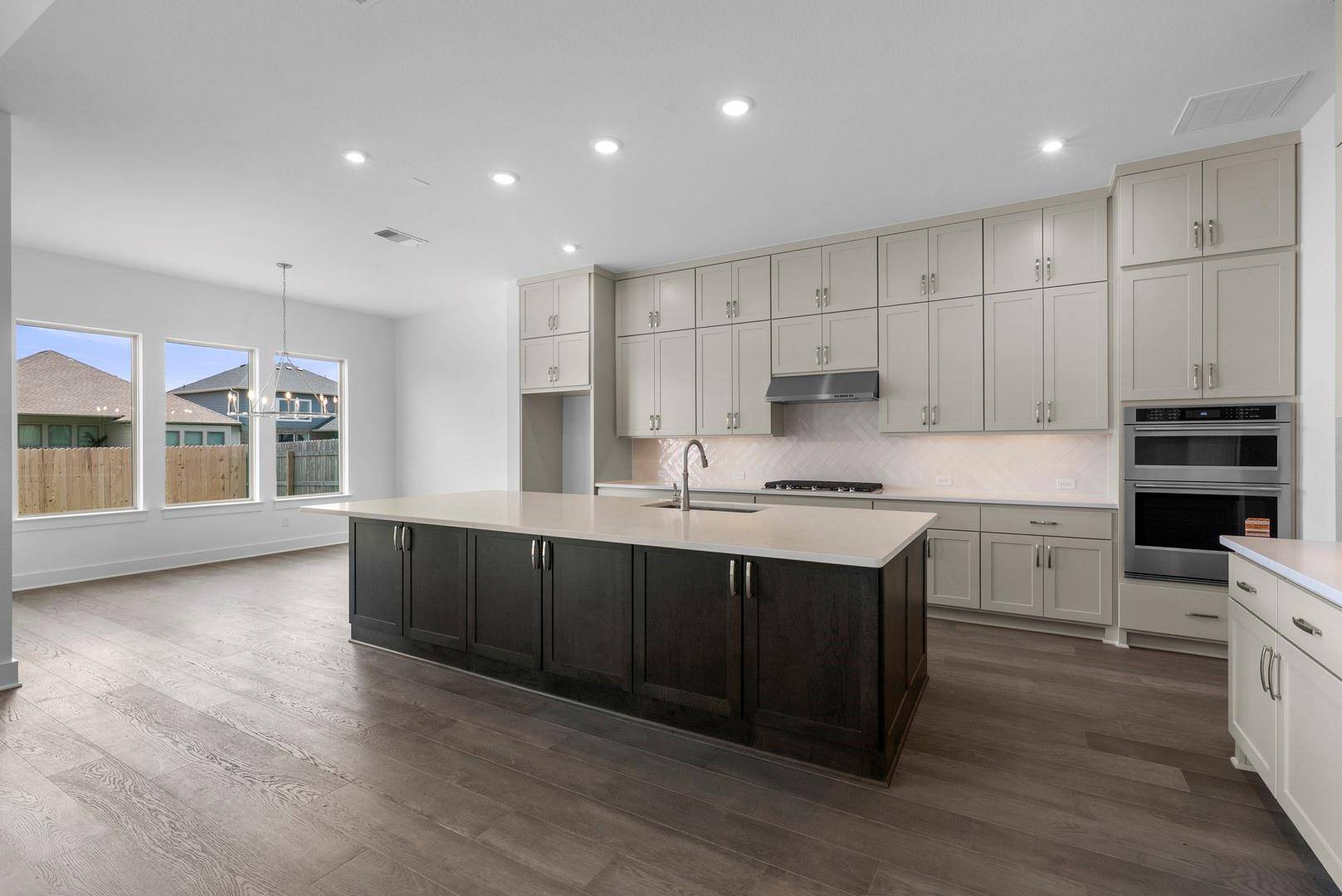 204 Maton WAY, Liberty Hill, TX 78642