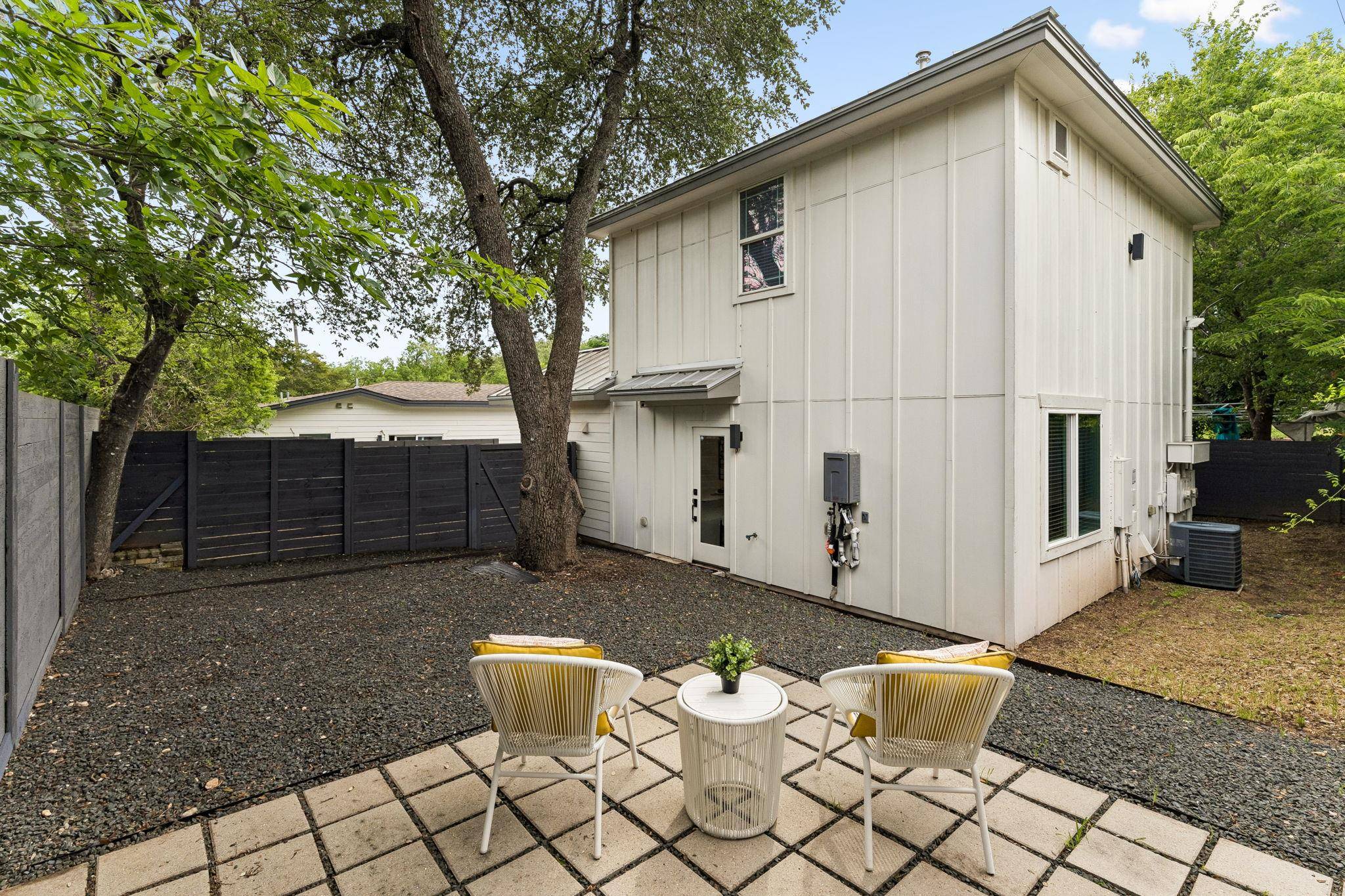 806 Philco DR #2, Austin, TX 78745