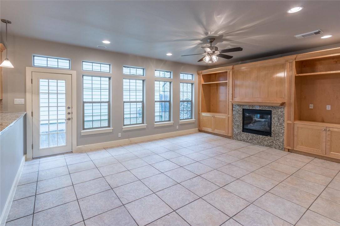 306 E 34th ST #A, Austin, TX 78705