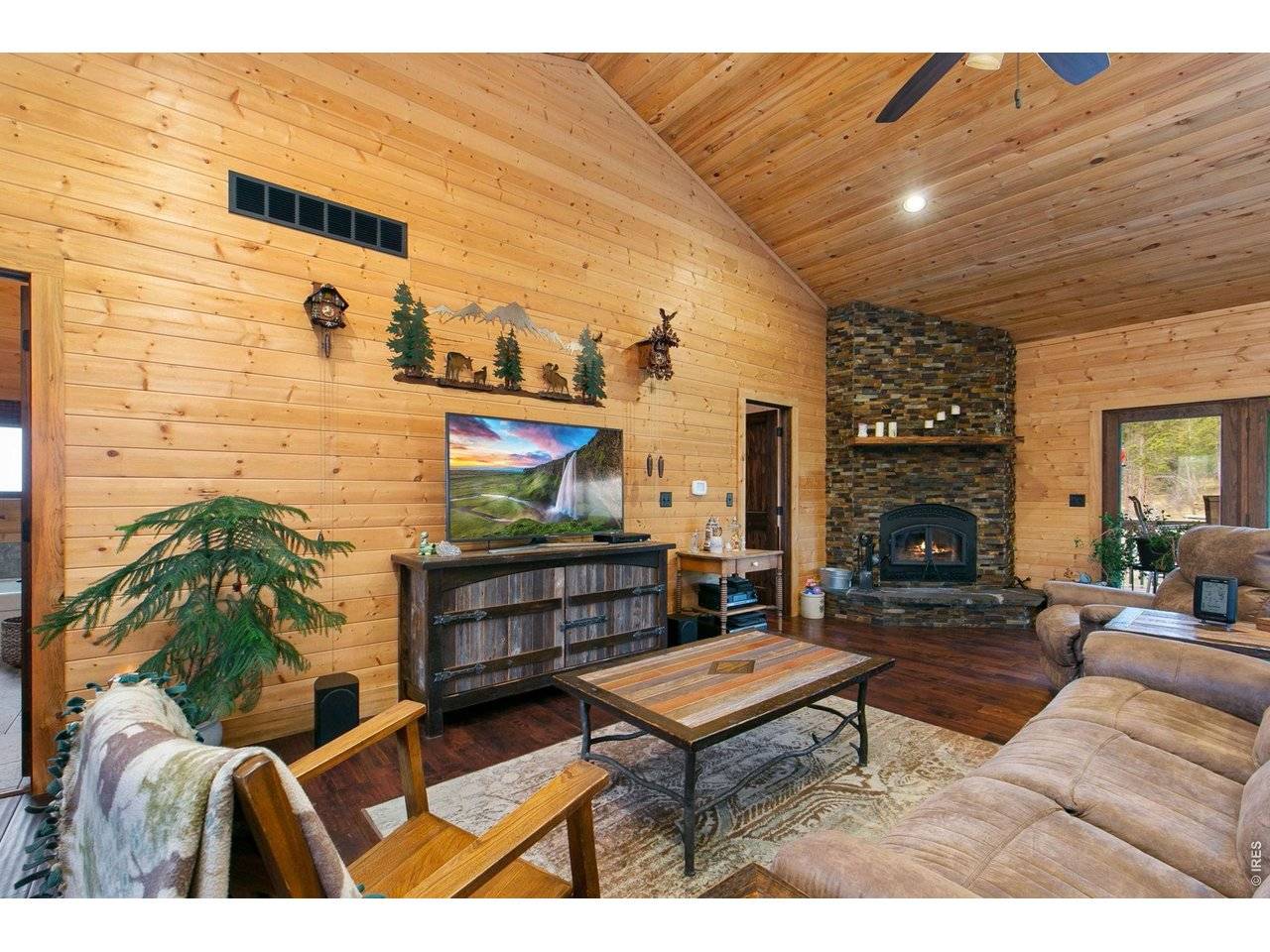580 La Escena, Bellvue, CO 80512
