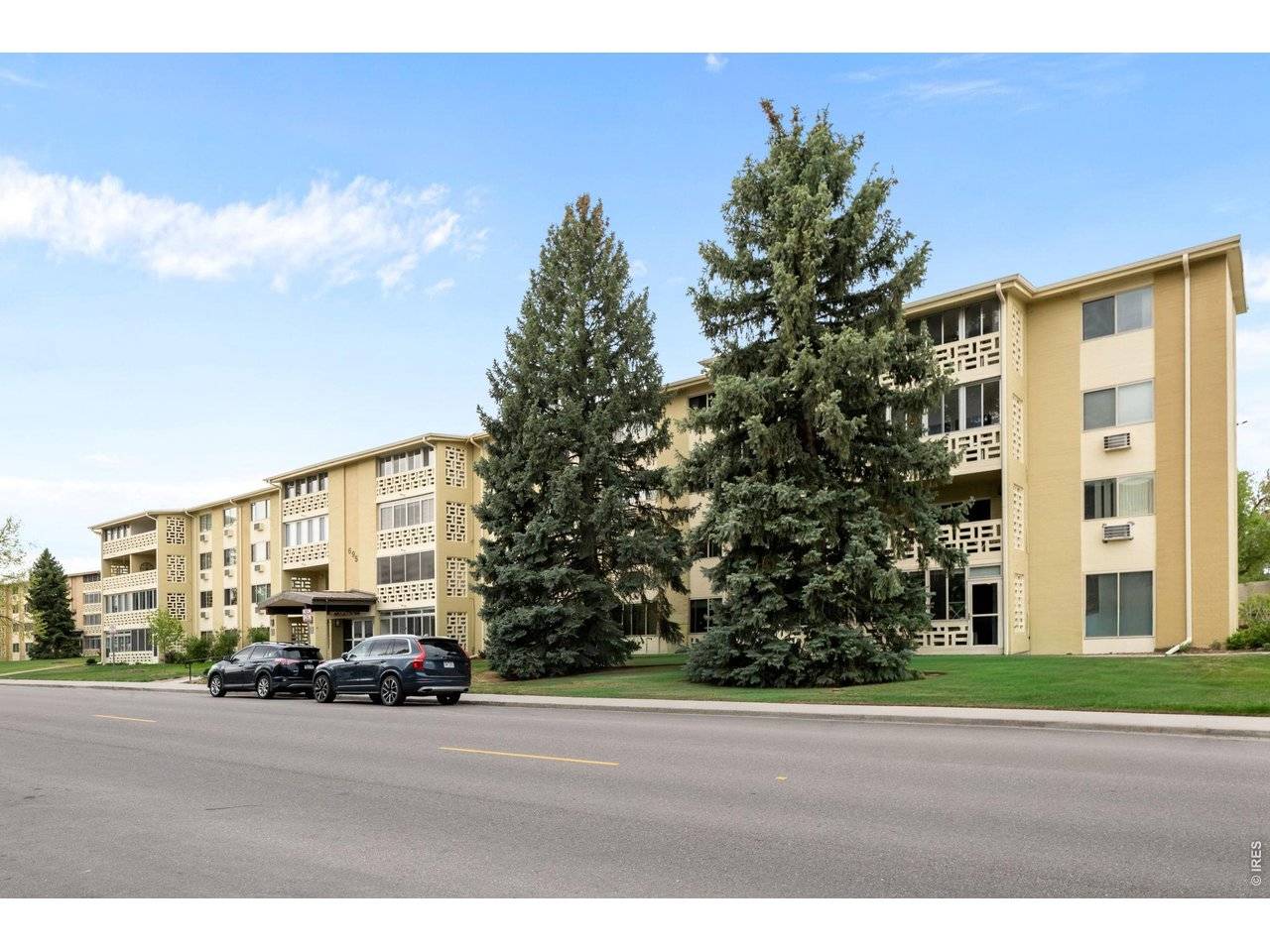 695 S Alton #6D, Denver, CO 80247