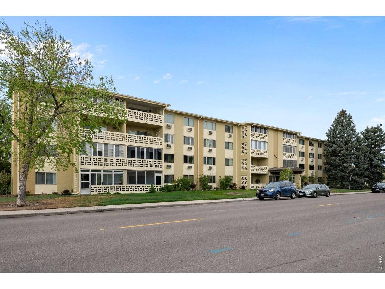 695 S Alton #6D, Denver, CO 80247