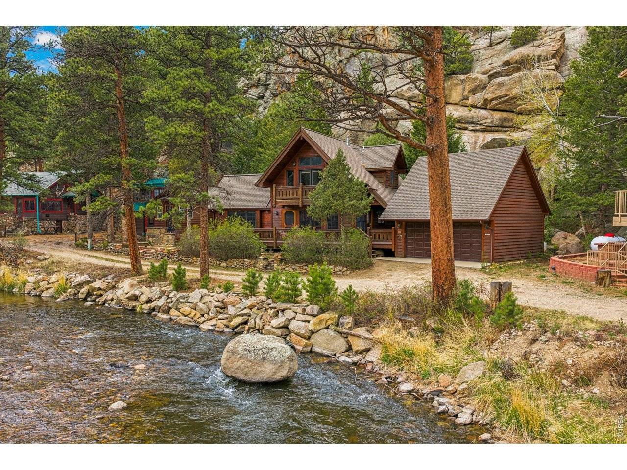 119 Berthoud Dale, Drake, CO 80515