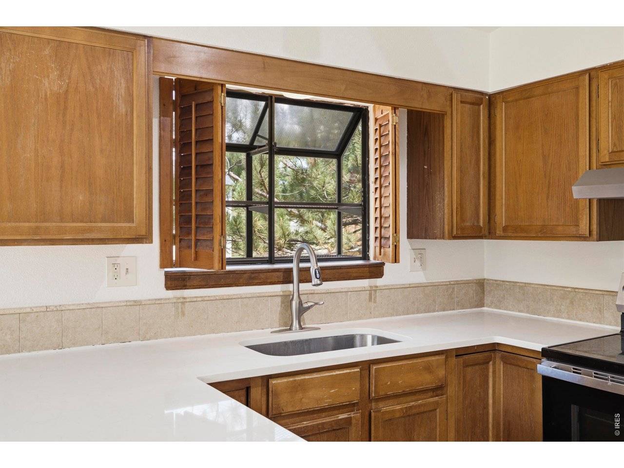 1200 Hillside, Fort Collins, CO 80524