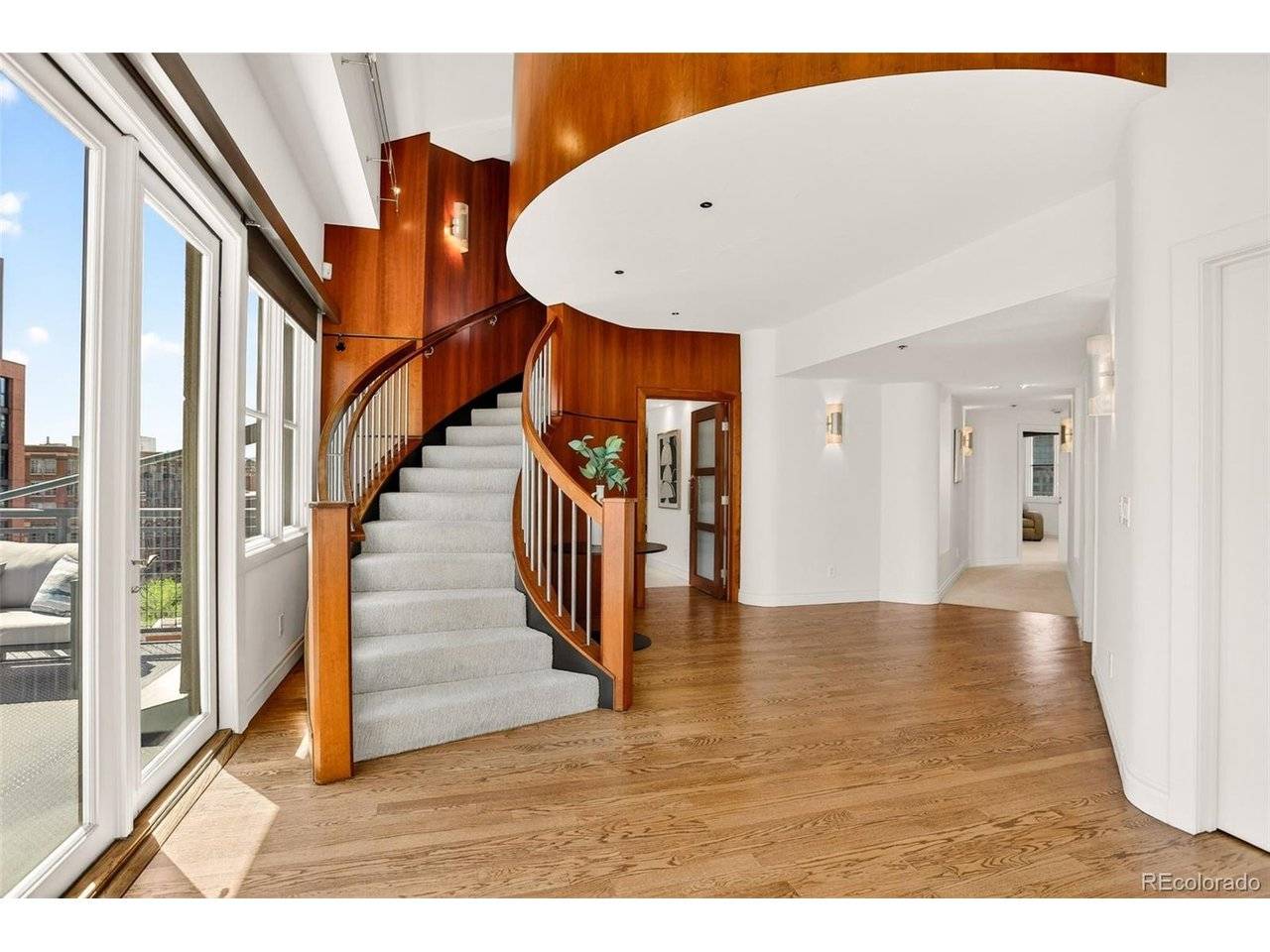 1735 19th #7B, Denver, CO 80202