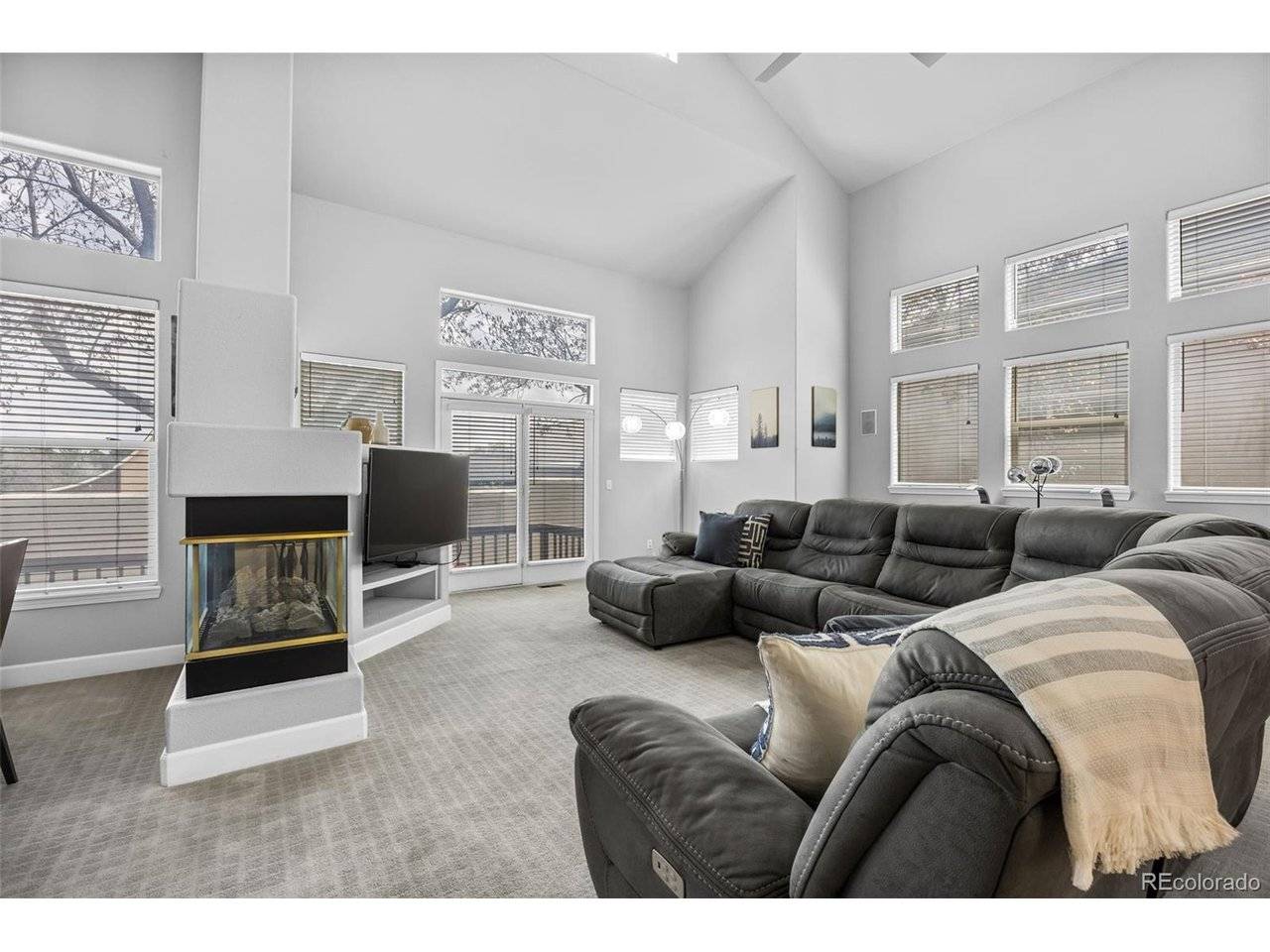 9647 E Arbor, Englewood, CO 80111