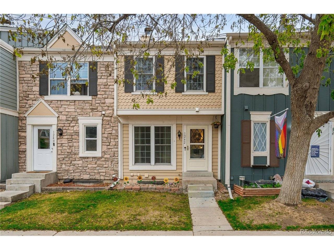 1242 S Idalia, Aurora, CO 80017
