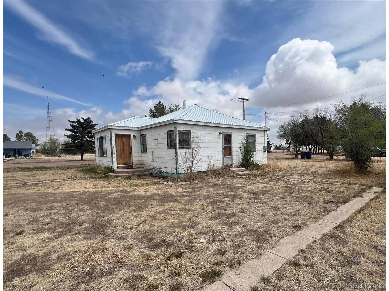 324 Elm, Arriba, CO 80804
