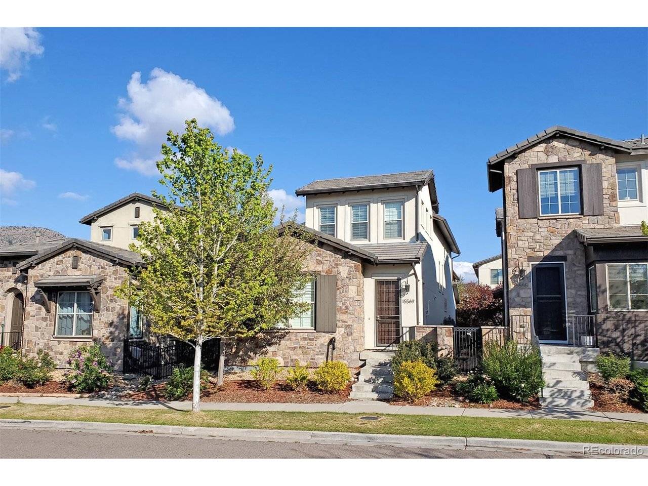 15569 W La Salle, Lakewood, CO 80228