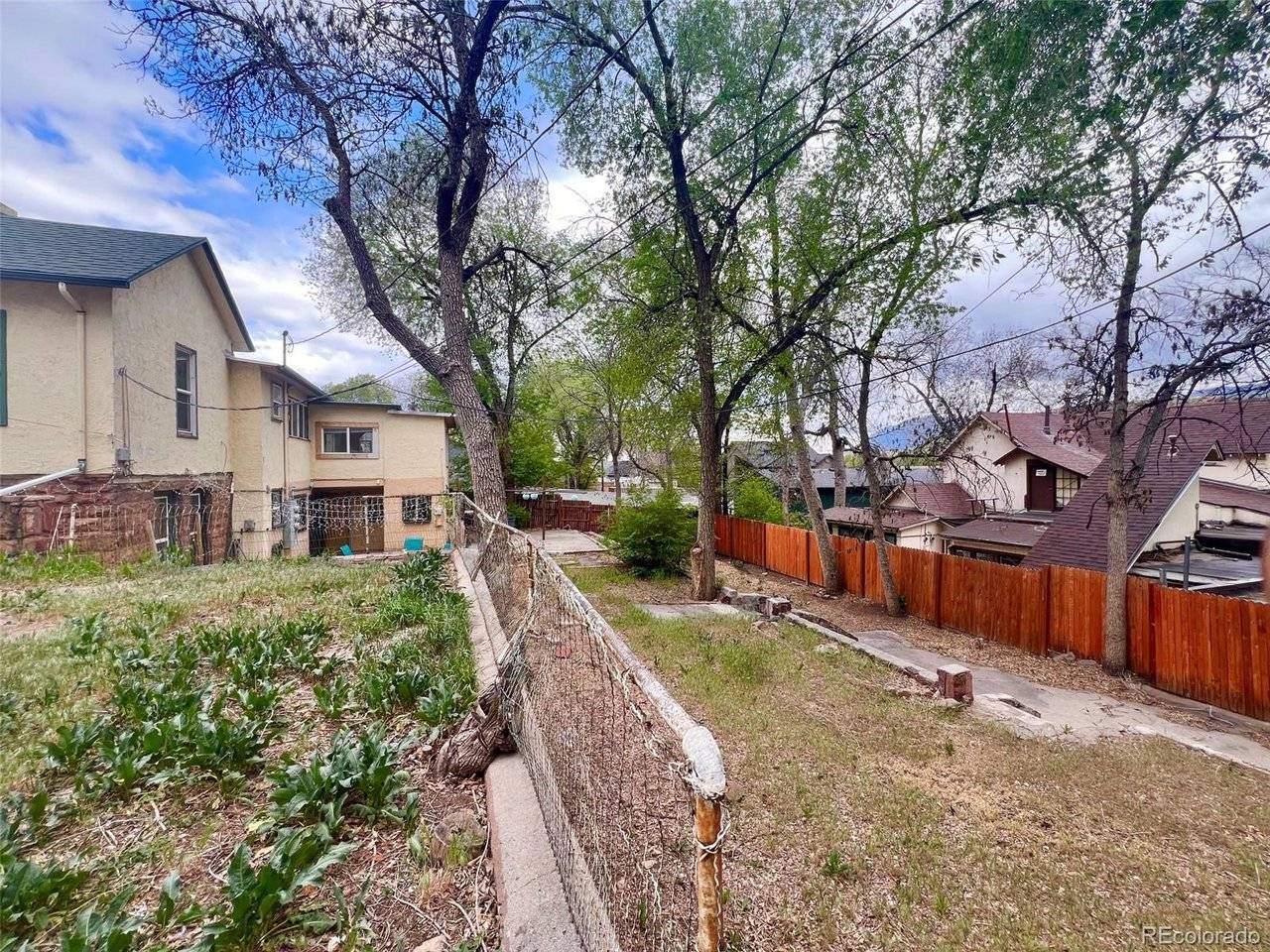 3137 W Pikes Peak, Colorado Springs, CO 80904