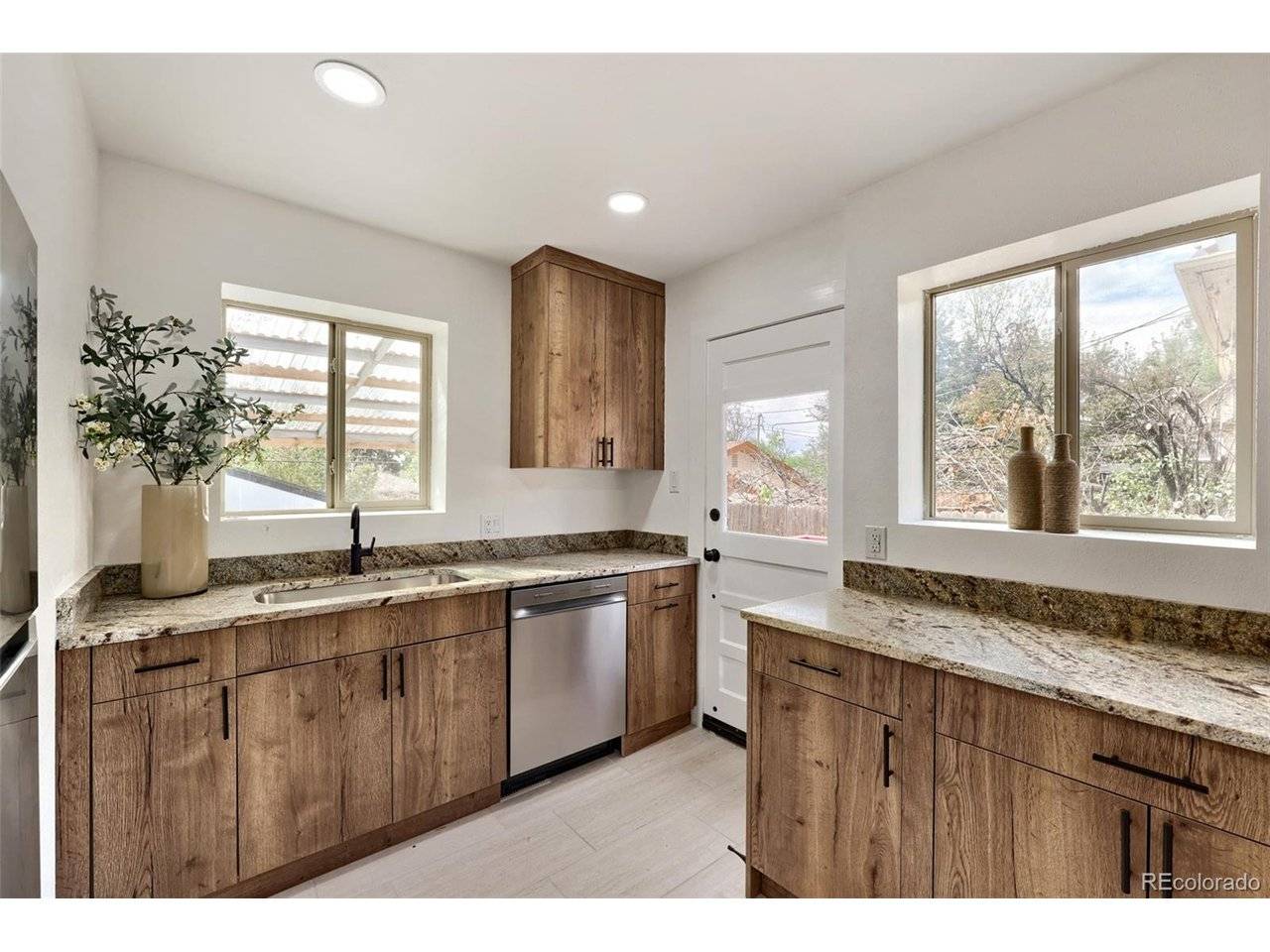 4151 S Cherokee, Englewood, CO 80110