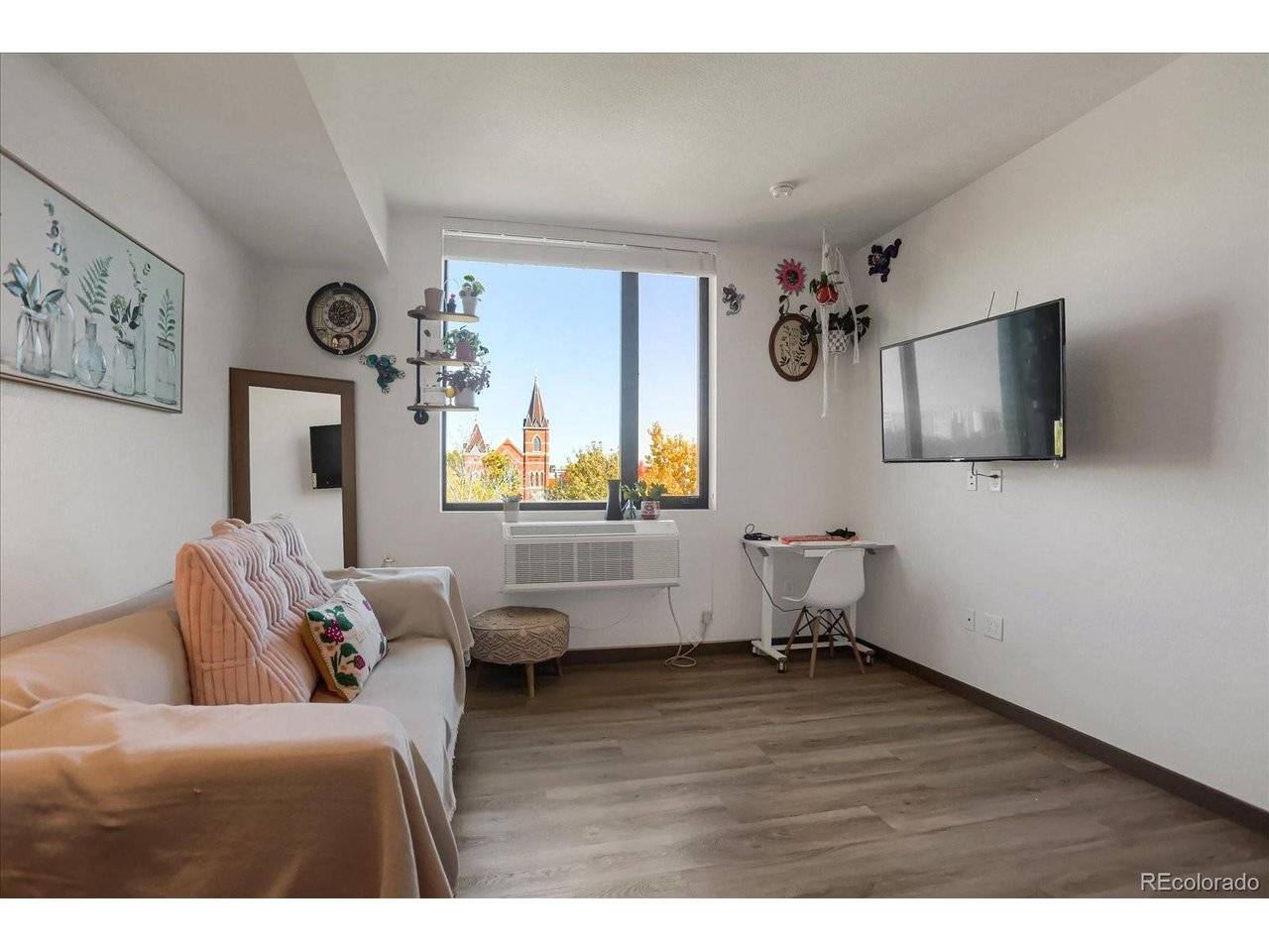 603 Inca #423, Denver, CO 80204