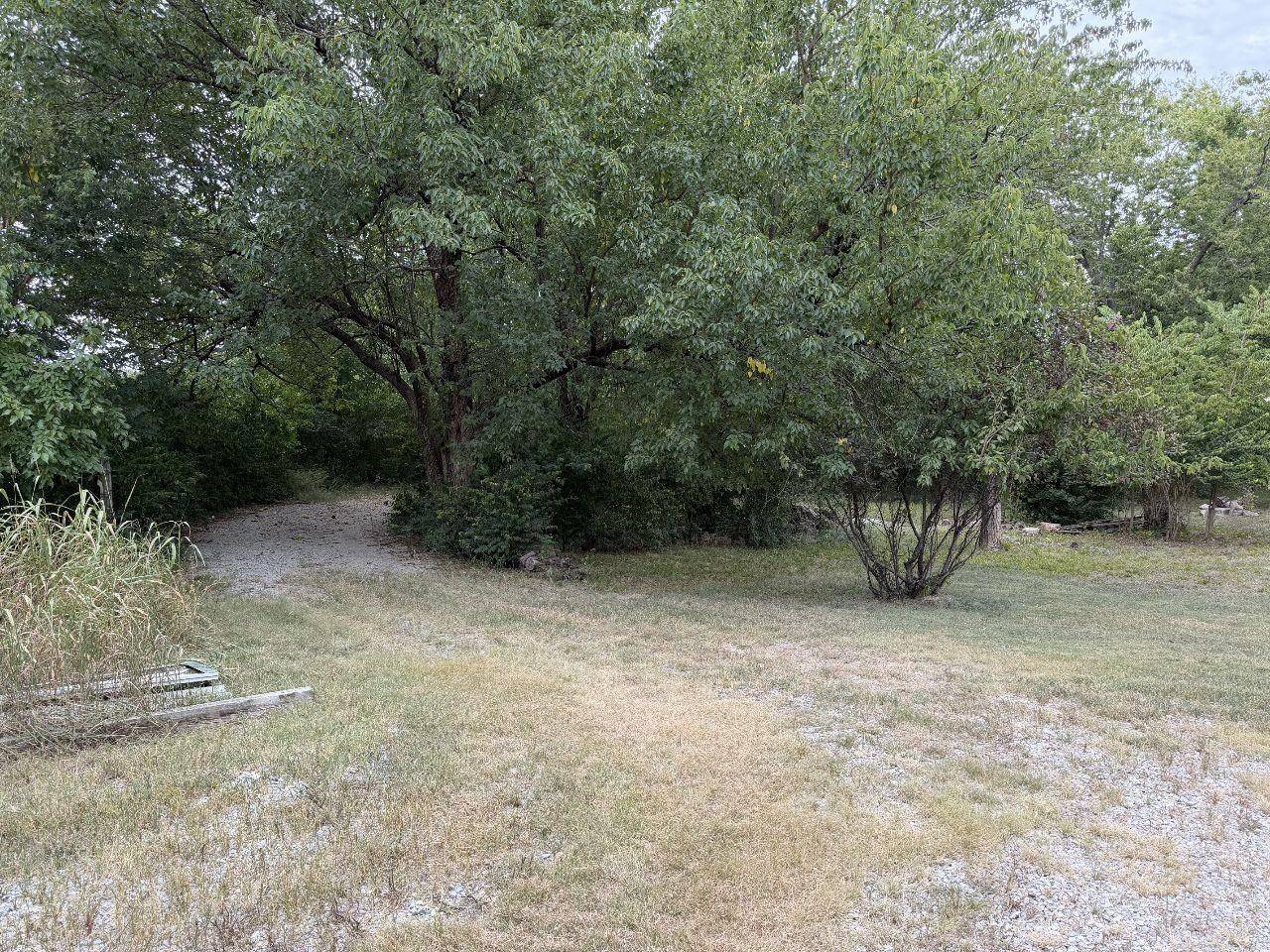 10448 SW Tawakoni Rd, Augusta, KS 67010