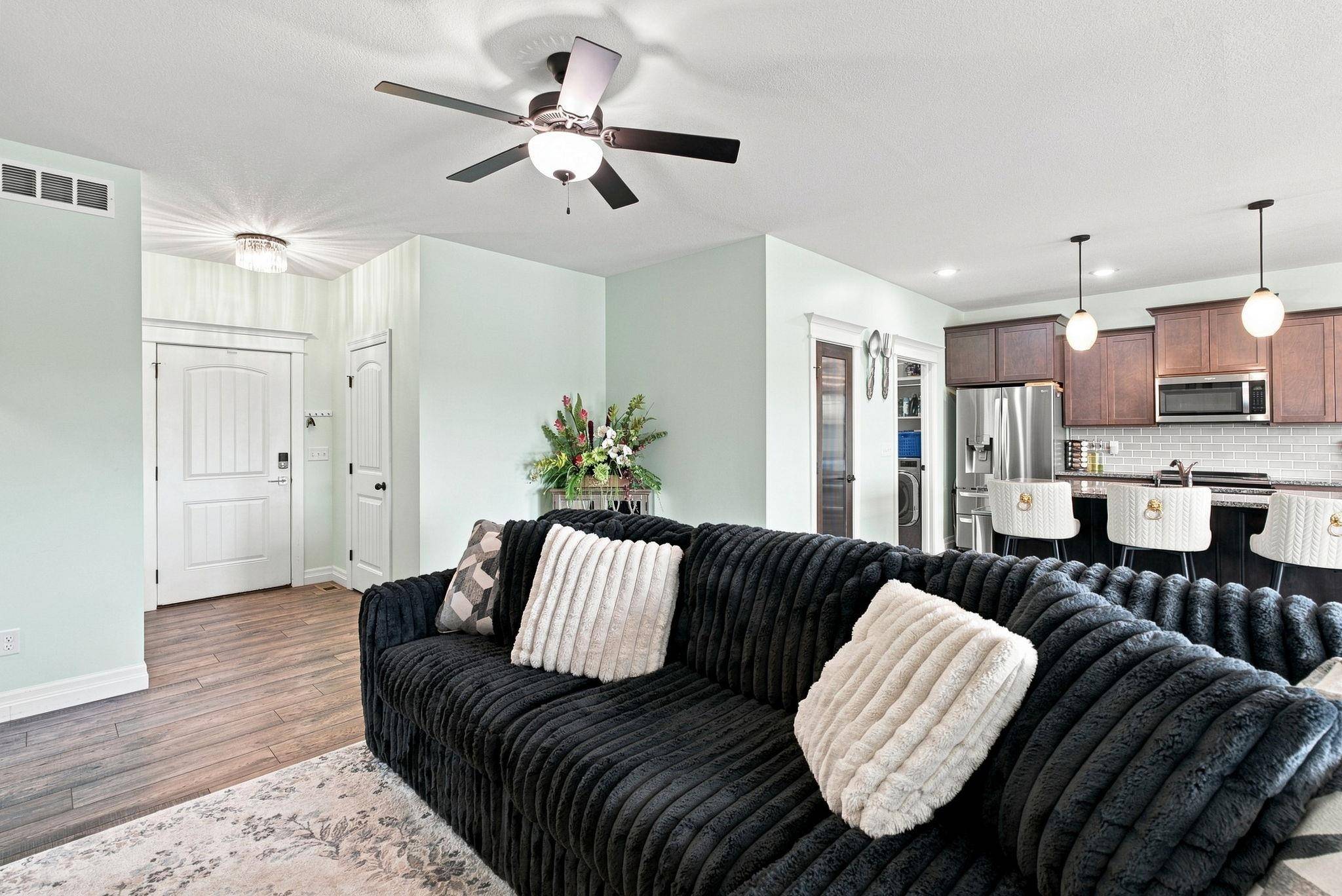 1428 N Aster St, Andover, KS 67002-8584