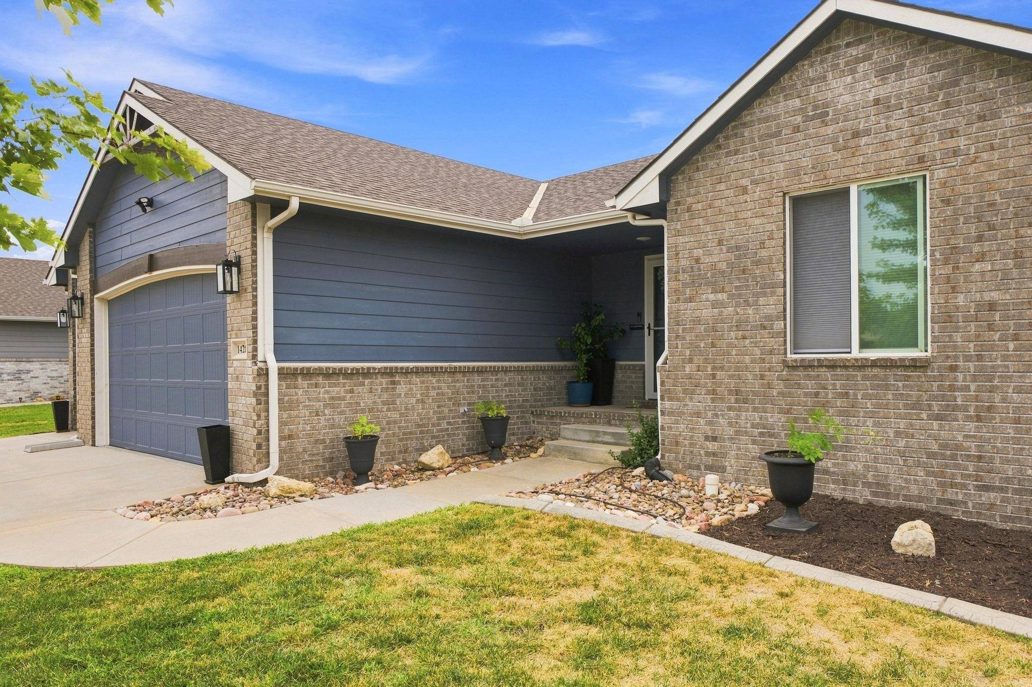 1428 N Aster St, Andover, KS 67002-8584