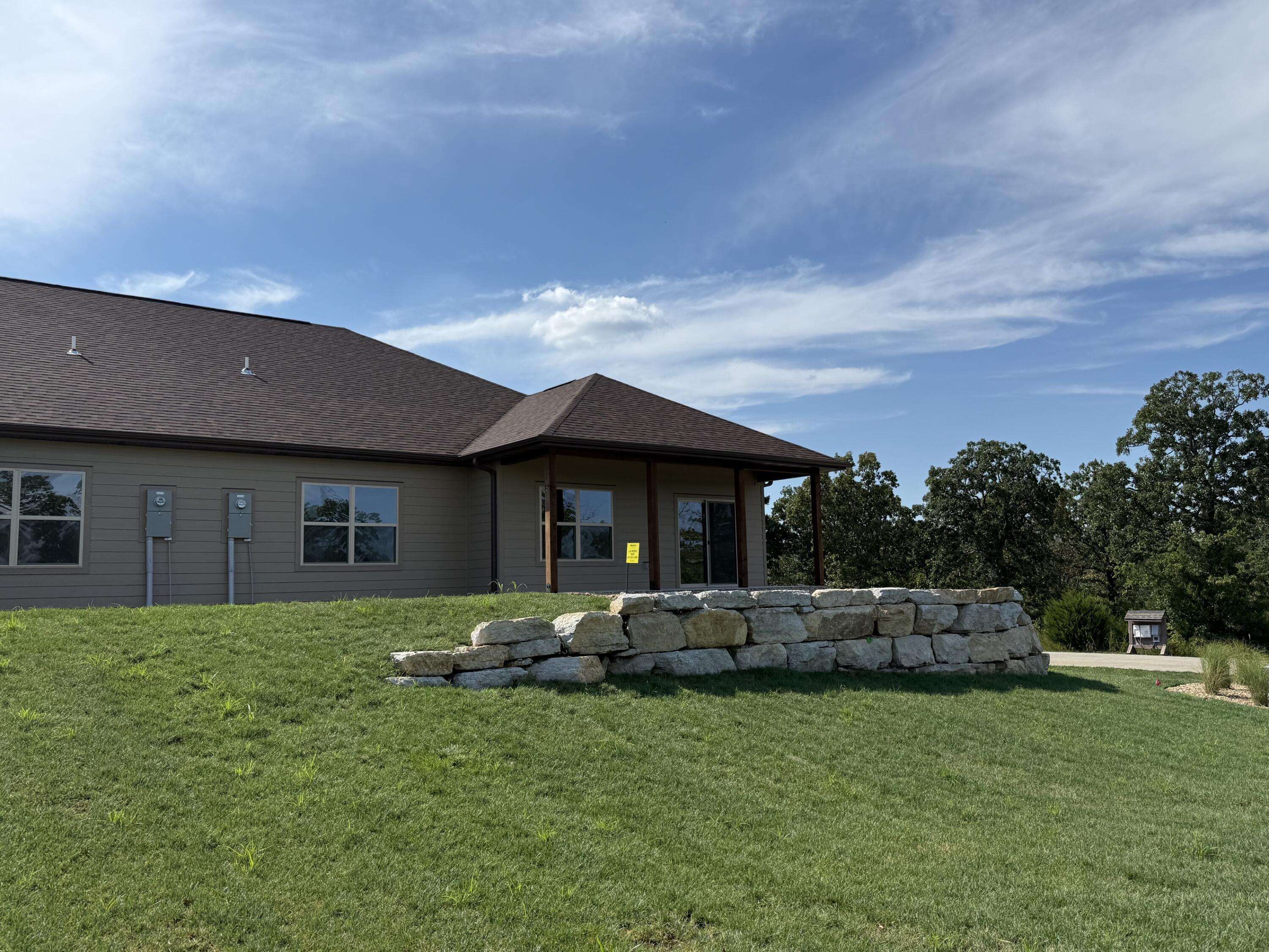 92 Mountain View CT, Branson West, MO 65737