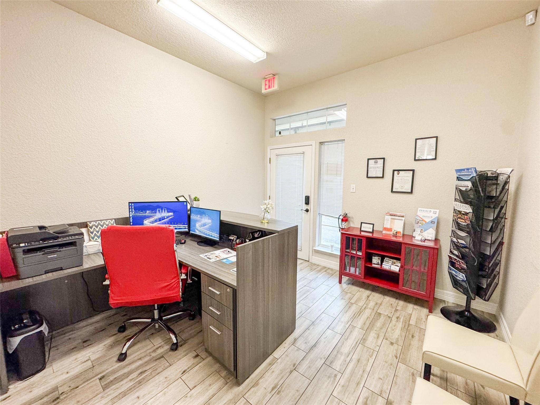 15901 Central Commerce DR #201, Pflugerville, TX 78660