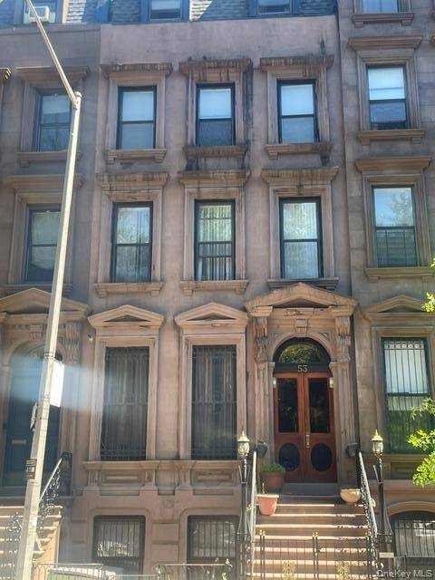 53 W 130th ST, New York (manhattan), NY 10037