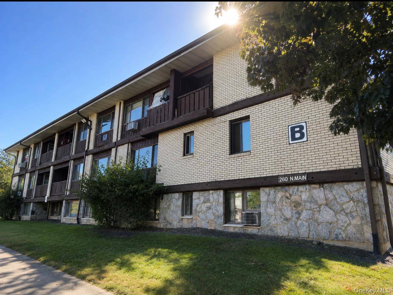 260 N Main Street #B-42, Spring Valley, NY 10977
