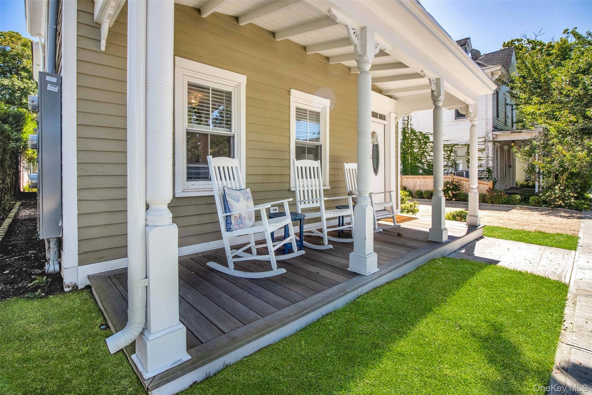 430 1st ST, Greenport, NY 11944