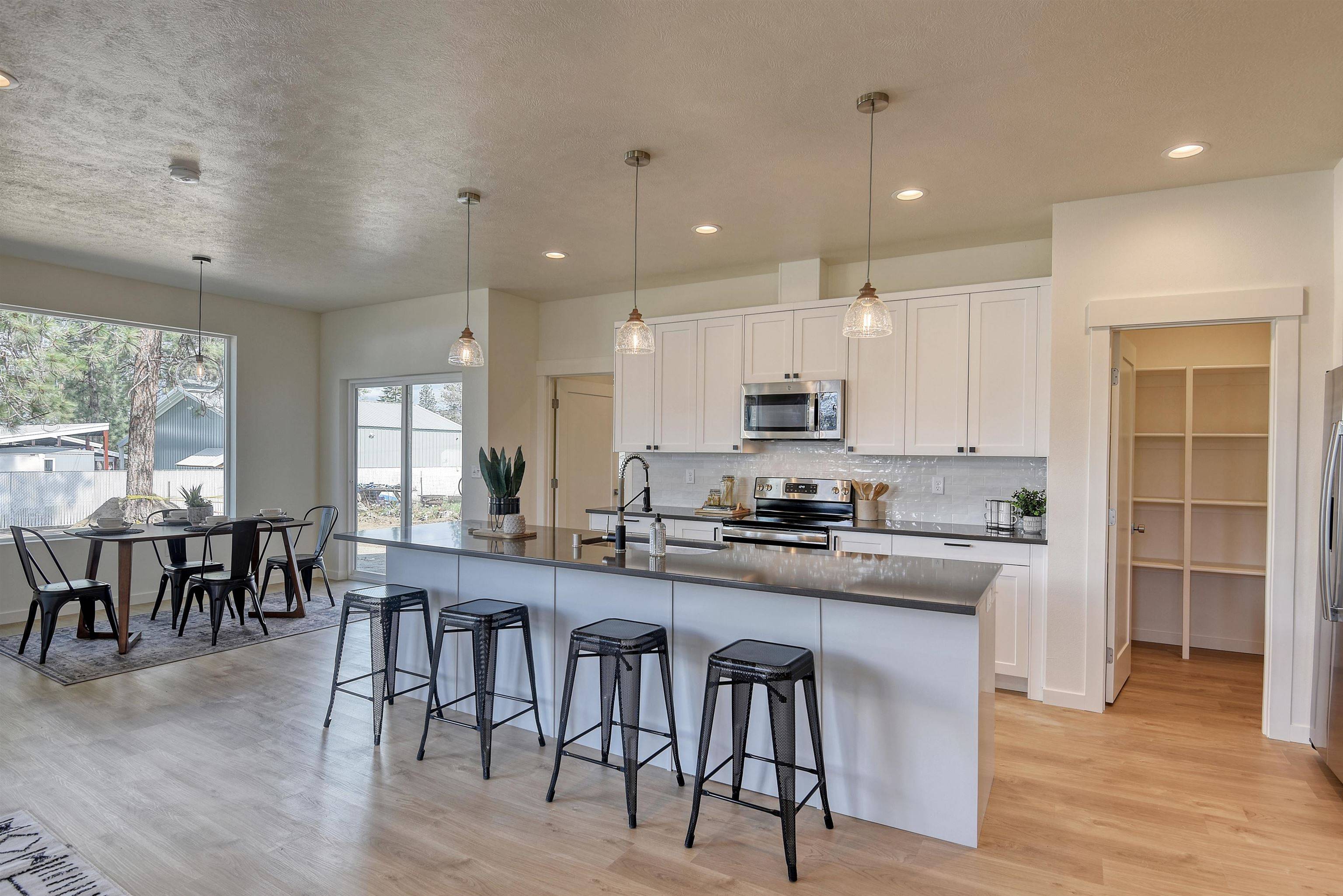 3595 W PRINCETON Ave, Spokane, WA 99205
