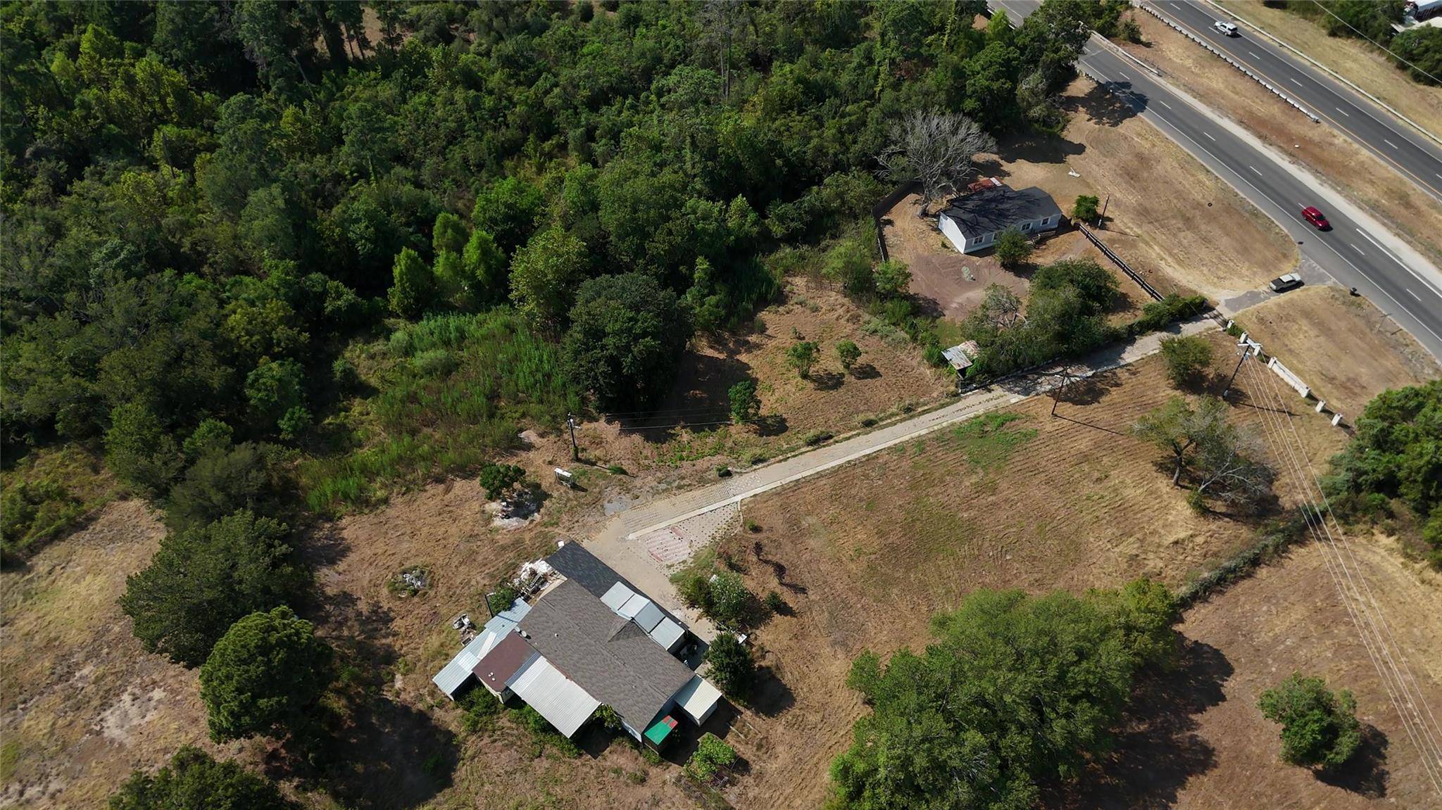 1225 W Highway 71 HWY W, Smithville, TX 78957