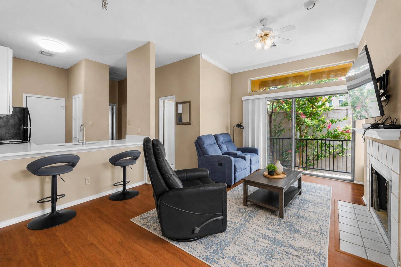 2802 Nueces ST #201, Austin, TX 78705