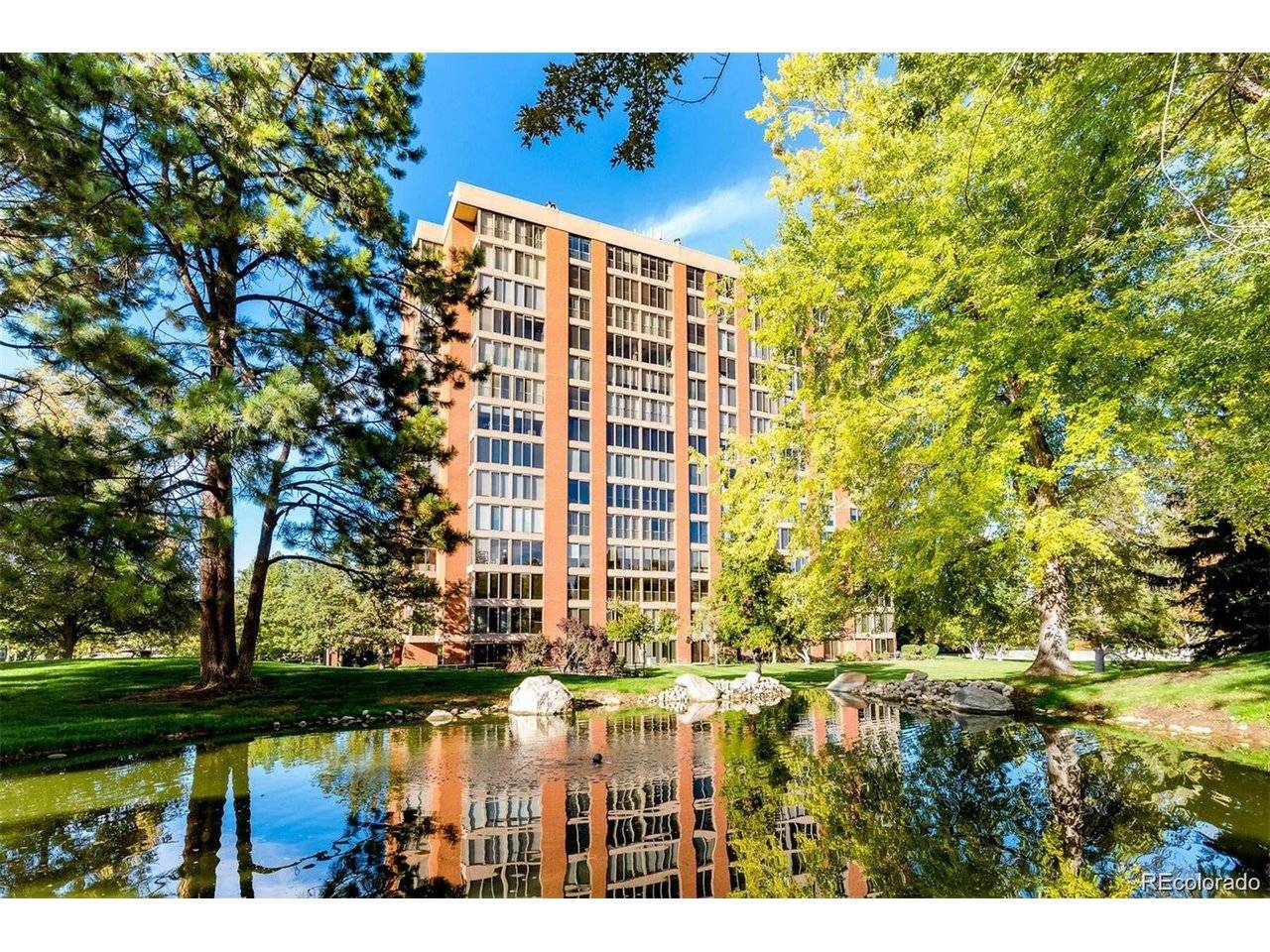 1900 E Girard #203, Englewood, CO 80113