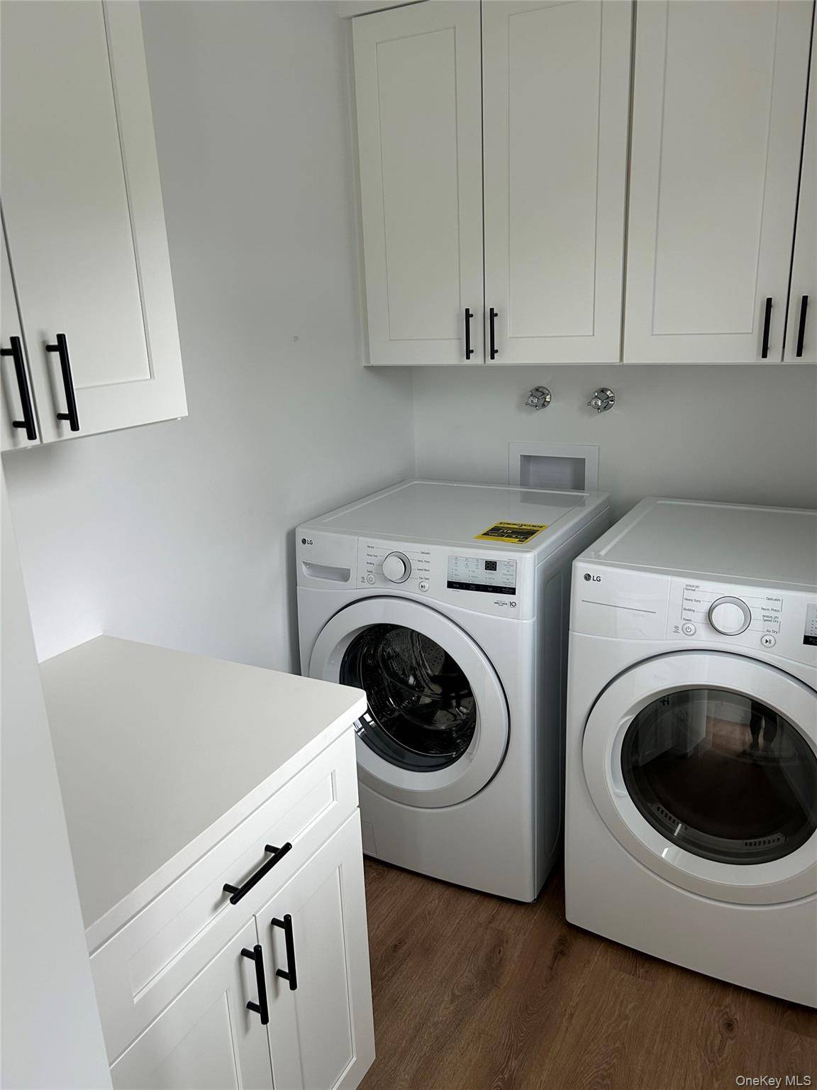 325 Montauk HWY #1, Westhampton Beach, NY 11978