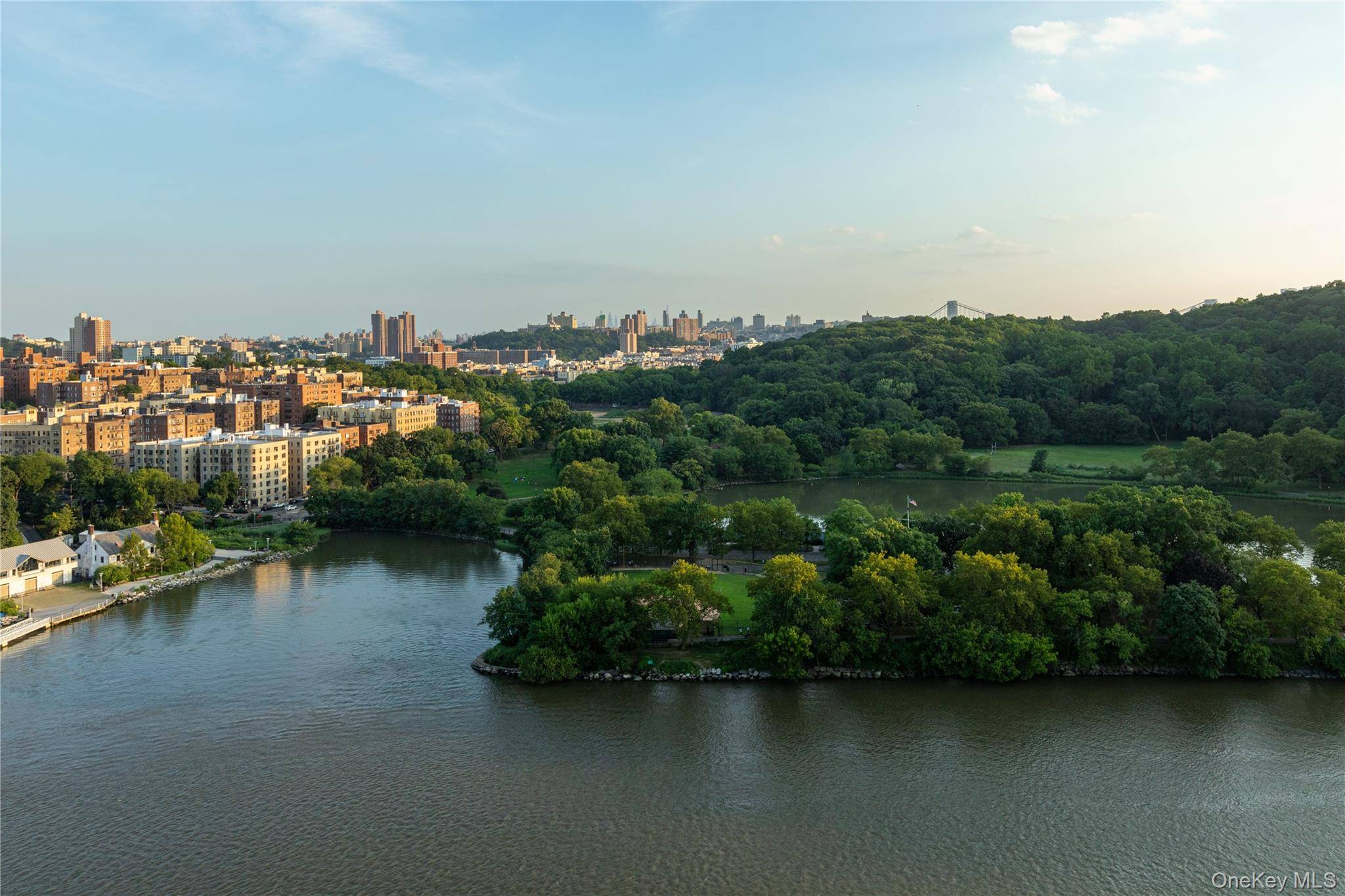 2400 Johnson AVE #11K, Bronx, NY 10463