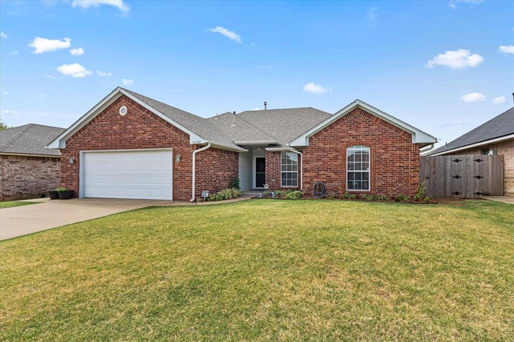 10308 Aberdeen DR, Yukon, OK 73099