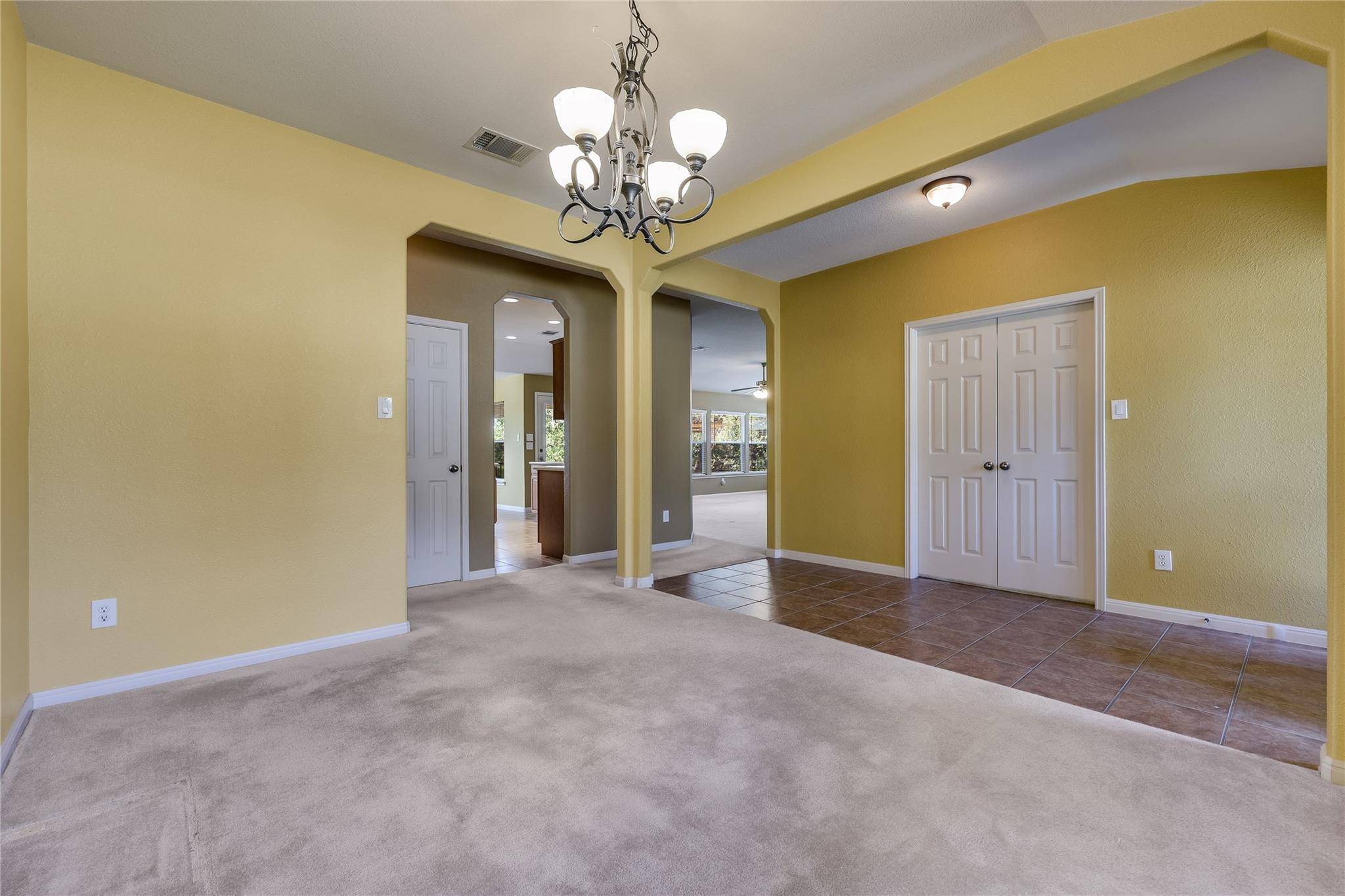 7312 White Oak DR, Lago Vista, TX 78645